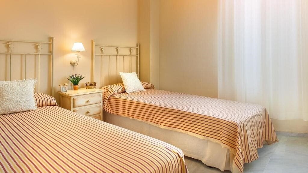 Фото Life Apartments Costa Ballena Rota 4*