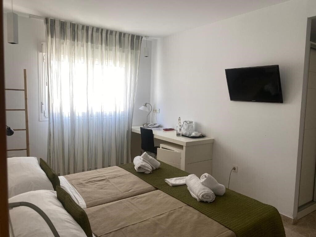 Фото Hotel Senderos 3*