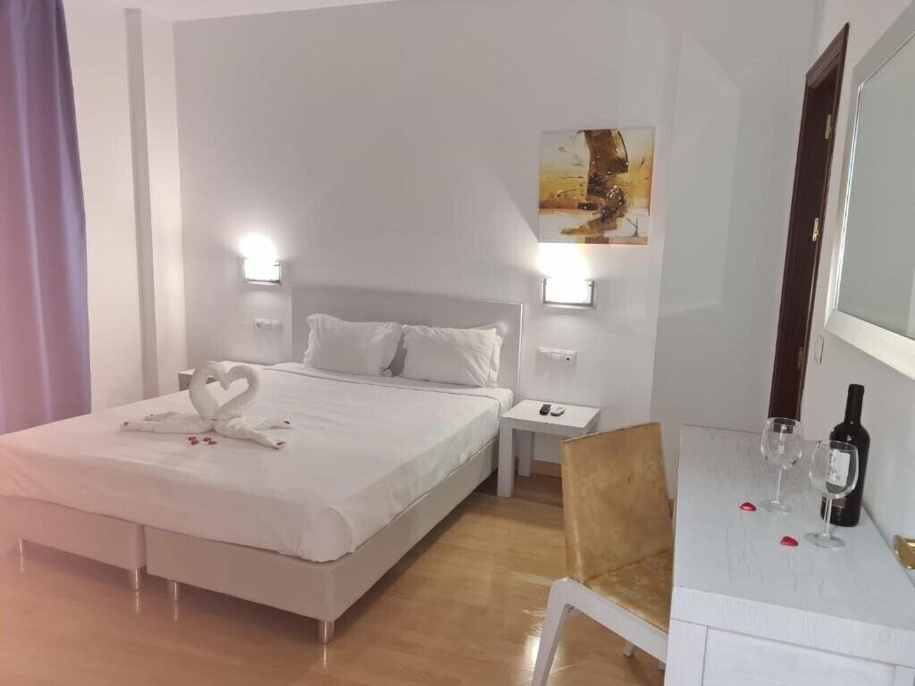 Фото Hotel Trafalgar Jerez de la Frontera 3*
