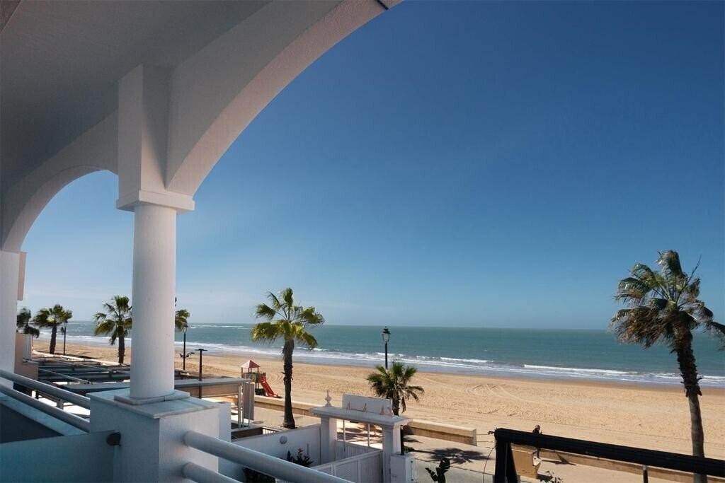 Отель Hotel Vertice Chipiona Mar (ex. Hotel Monterrey Costa) 3*