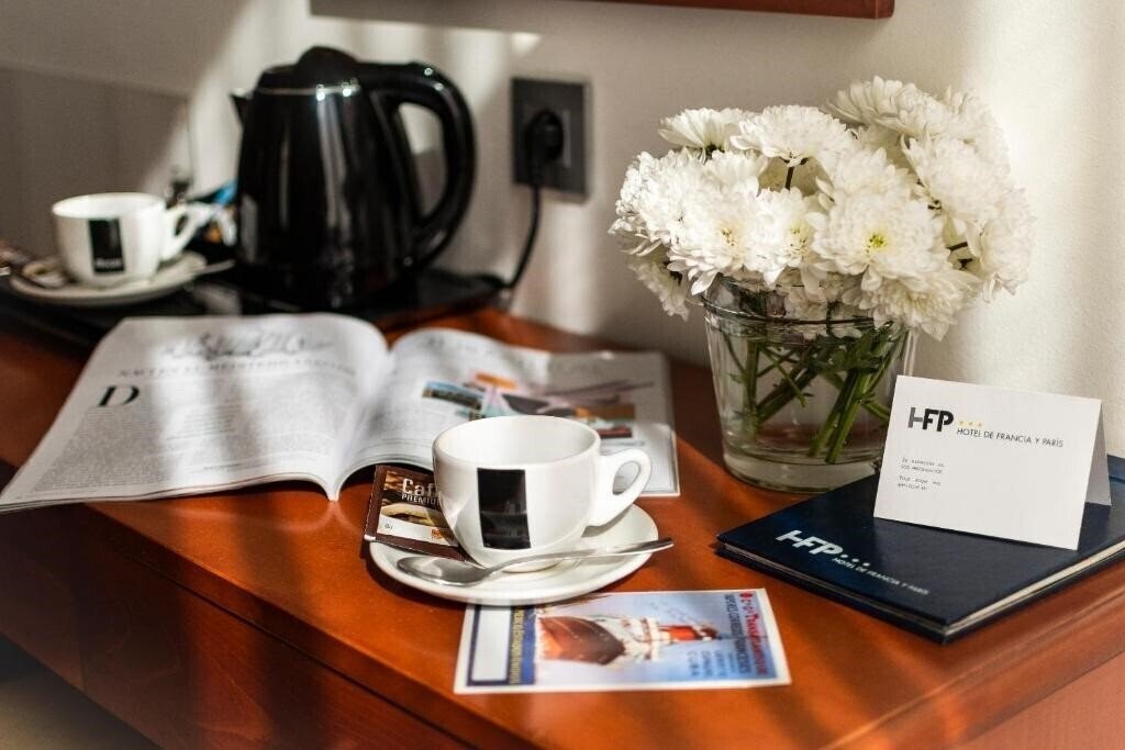 Фотографія Hotel de Francia y Paris 3*