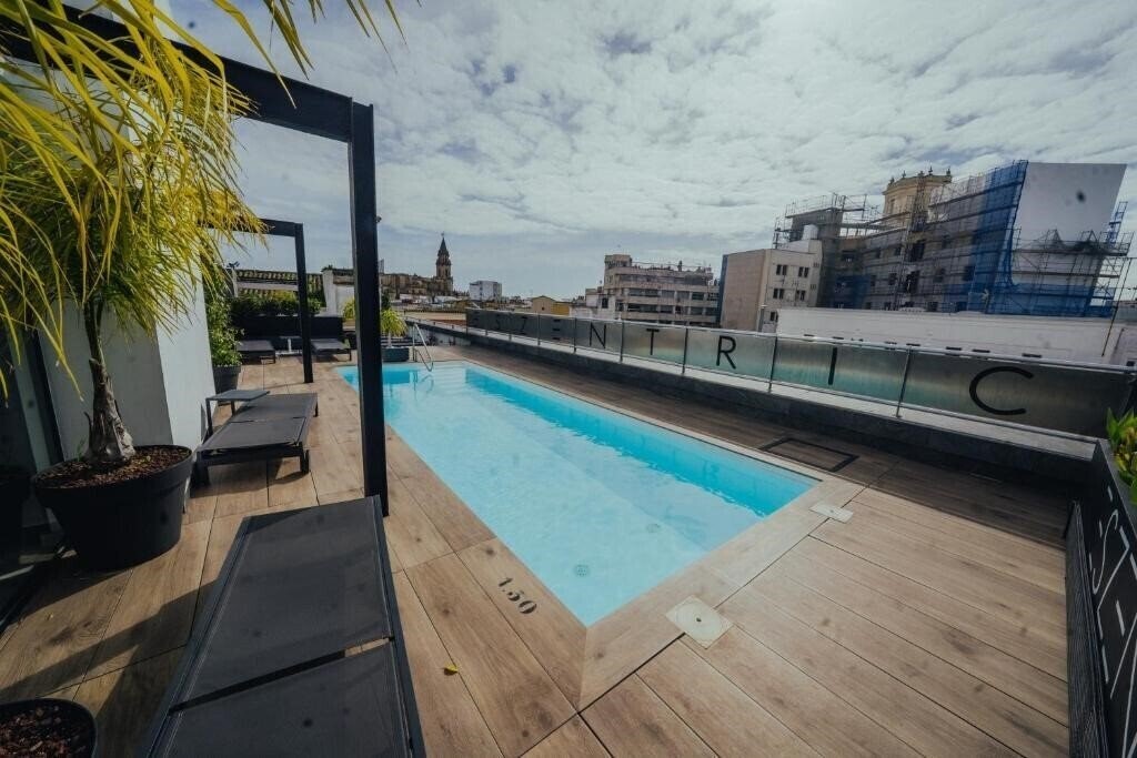Готель Eszentrico Suites Jerez 4*