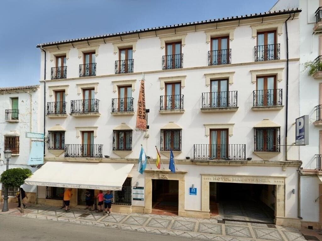 Готель Maestranza 4*