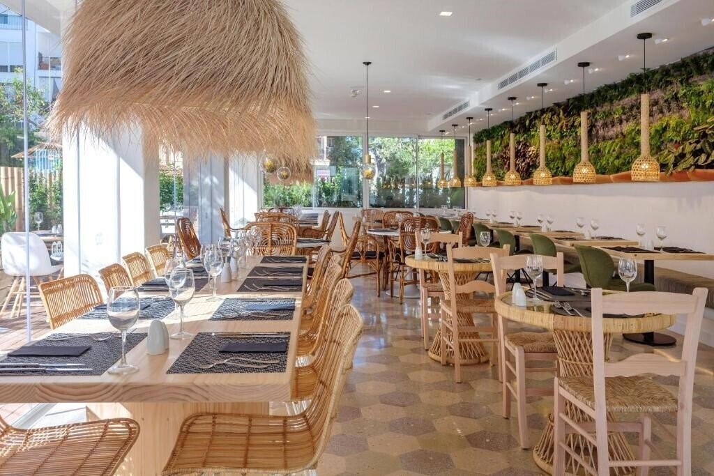 Зображення HM Alma Beach 4*