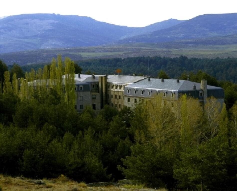Изображение Parador De Gredos 3*