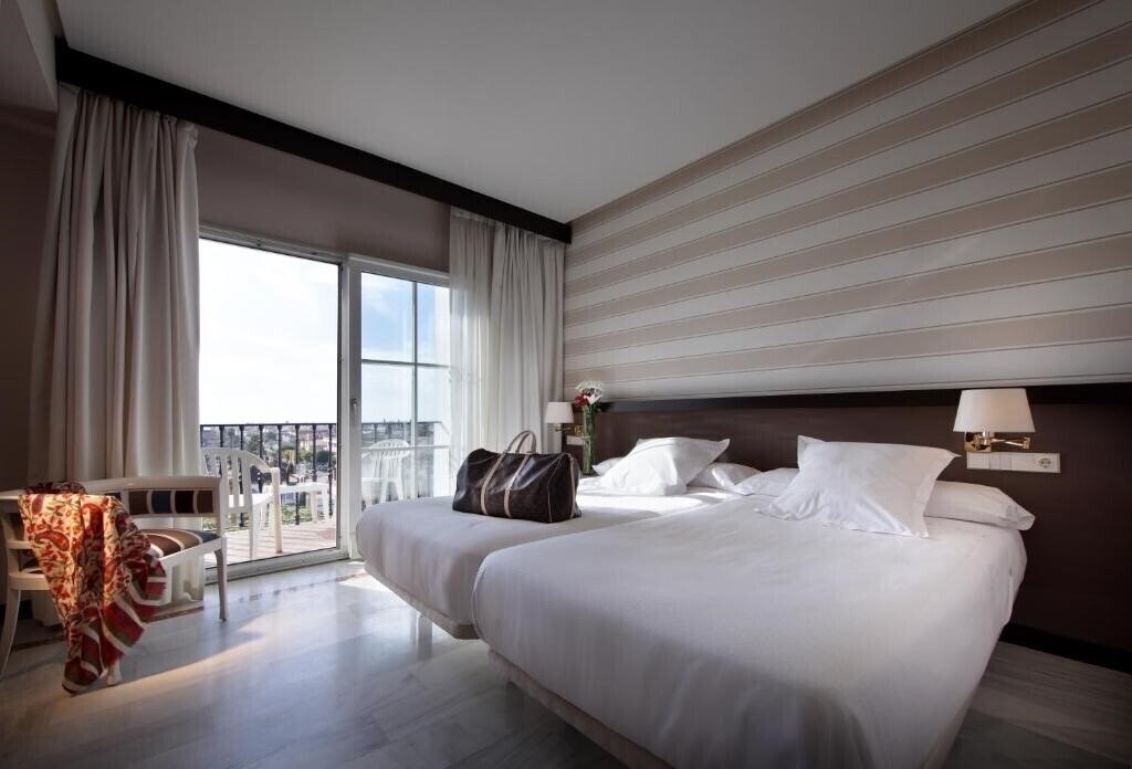 Фото Abades Benacazon 4*