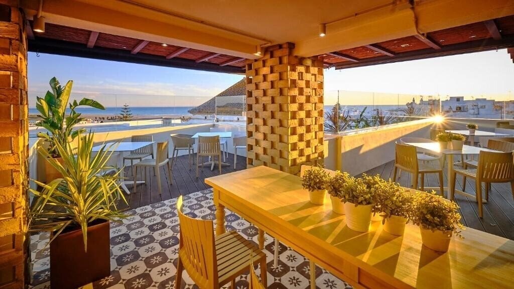 Отель Hostal Campito & Coworking 2*