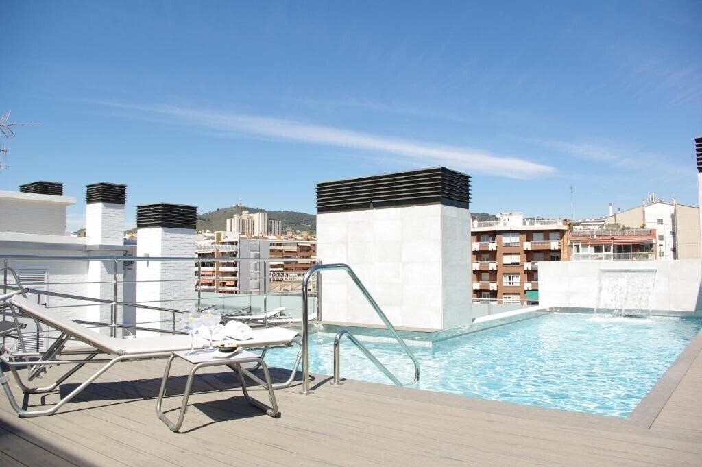 Изображение 08028 Apartments 3*