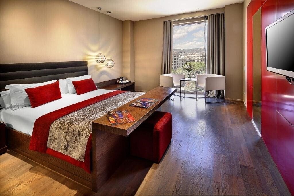 Фото Olivia Plaza 4*