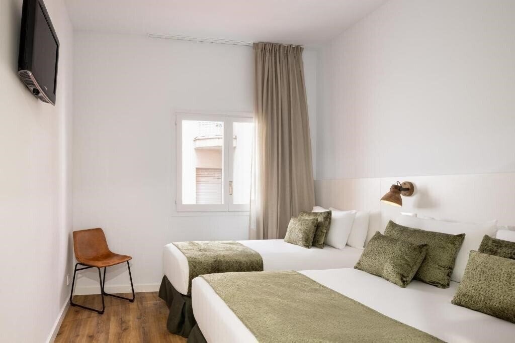 Зображення H.Top Bcn City 2*