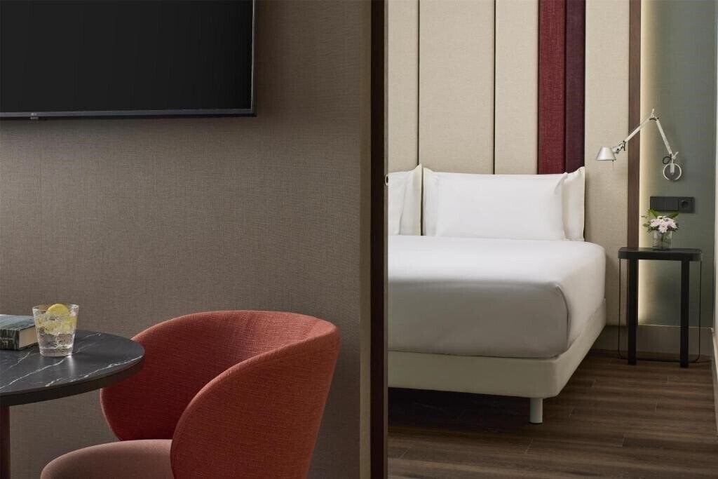Картинка NH Barcelona Diagonal Center 3*