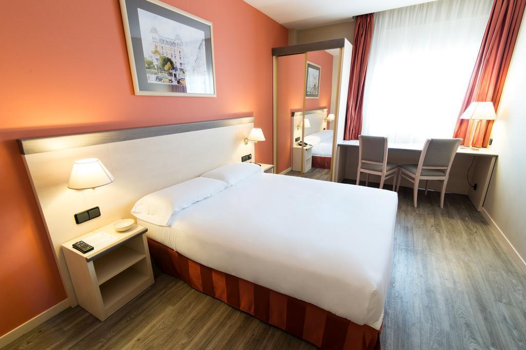 Фотографія Sunotel Club Central 4*