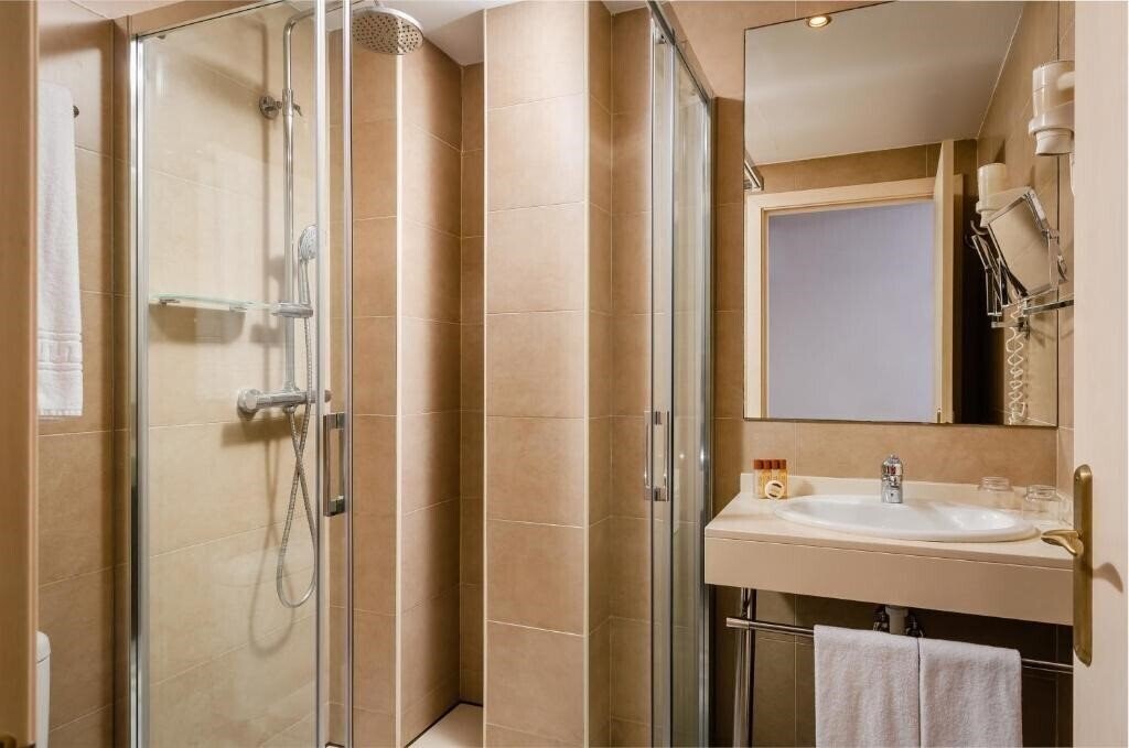 Фотографія Sunotel Club Central 4*