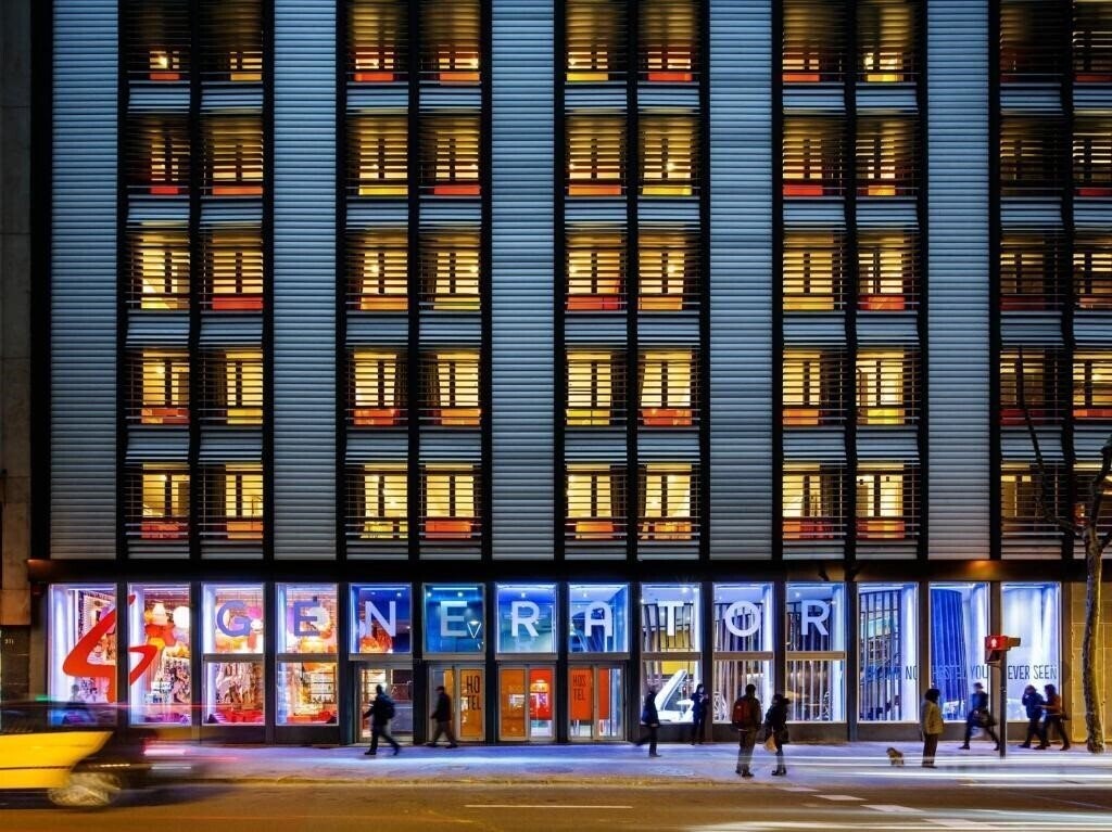 Отель Generator Hostel Barcelona хостел