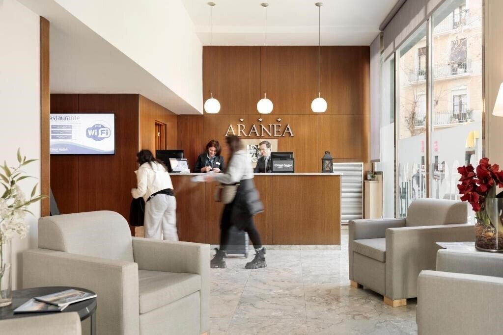 Зображення Aranea (ex. GBB Hotel Aranea) 3*