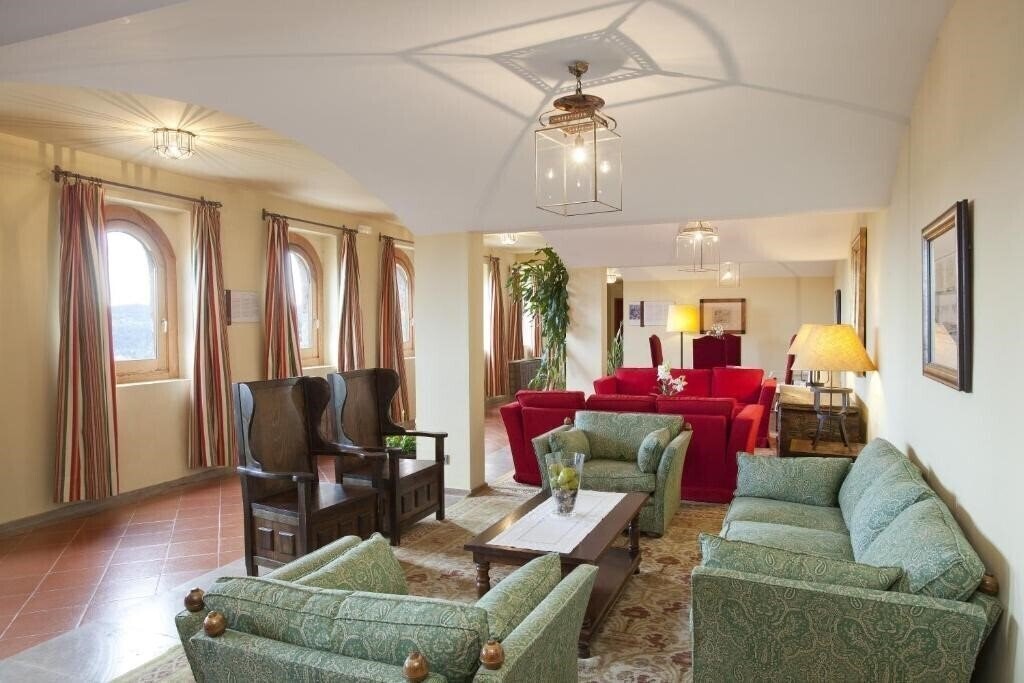 Картинка Parador De Cardona 4*