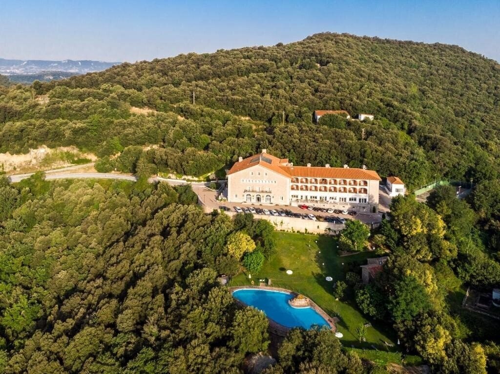 Картинка Parador De Vic - Sau 4*