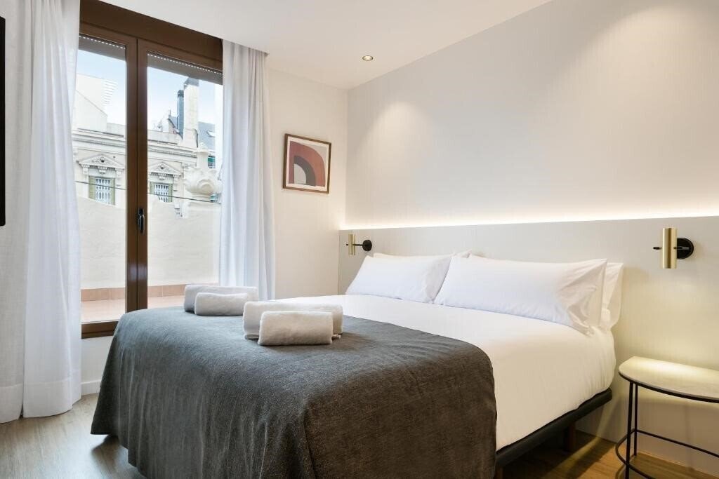 Фотографія Splendom Suites 4*