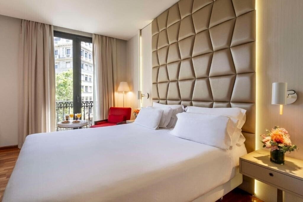 Фотография NH Barcelona Podium (ex. NH Podium) 4*