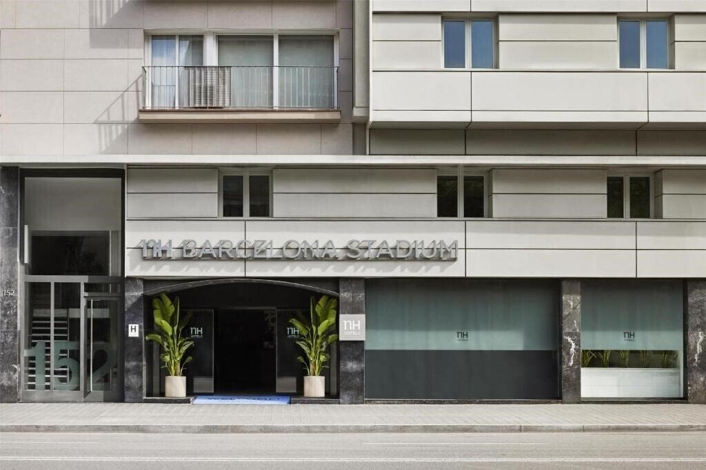 Фото NH Barcelona Stadium 3*