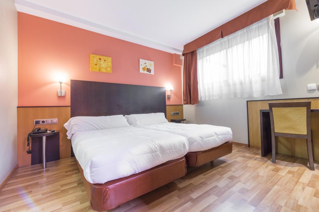 Зображення Ronda Lesseps 3*