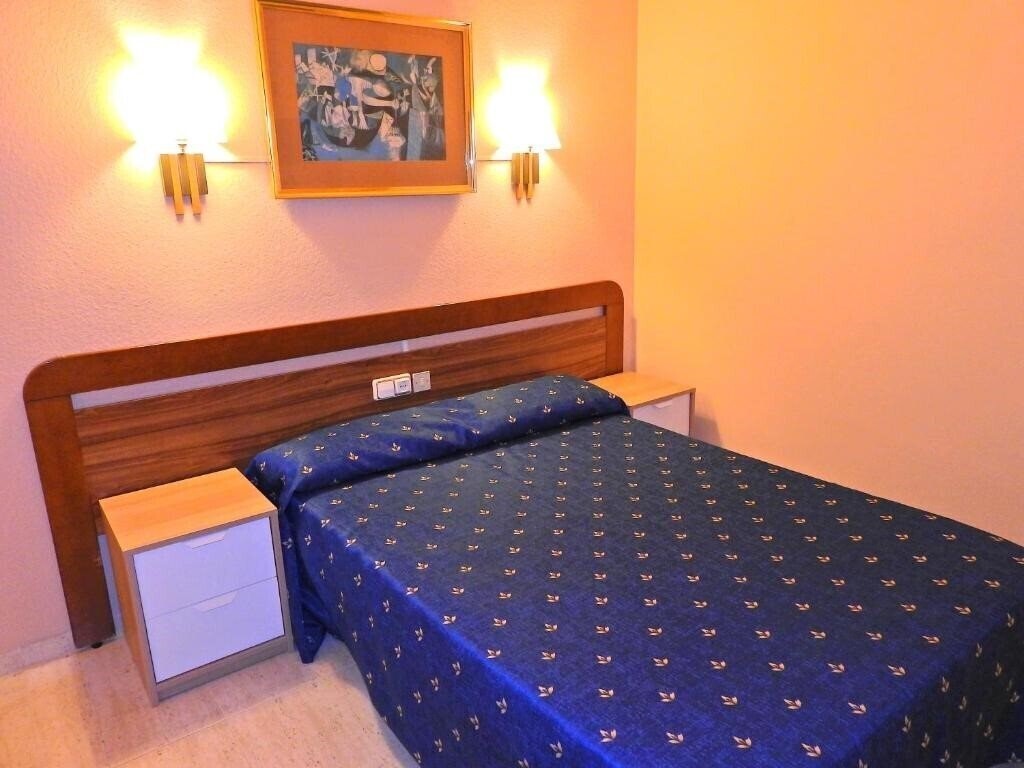 Картинка Hostal Bonavista (ex. Bonavista Hotel) 2*