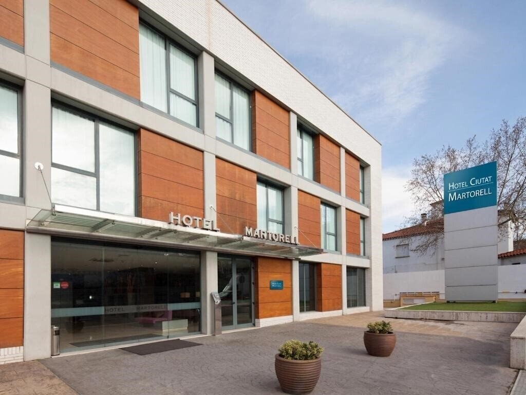 Отель Ciutat Martorell 4*