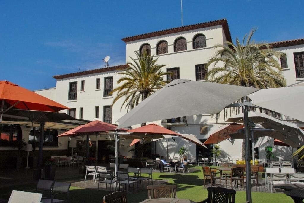 Картинка El Castell 3*