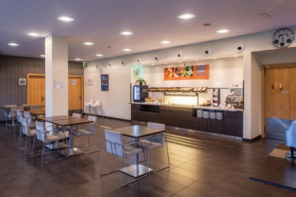 Зображення Holiday Inn Express Sant Cugat 3*