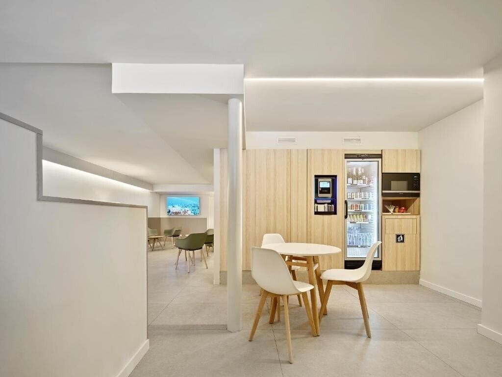 Фотография Hostal Lami 2*