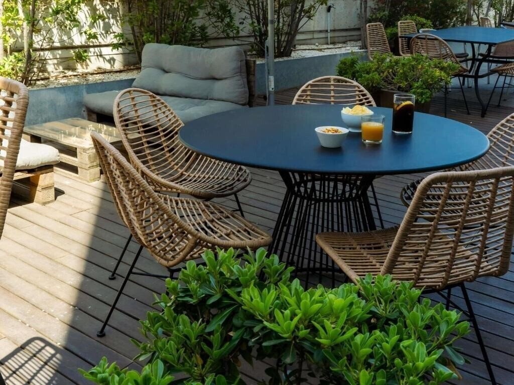 Готель Ibis Barcelona Molins De Rei 2*
