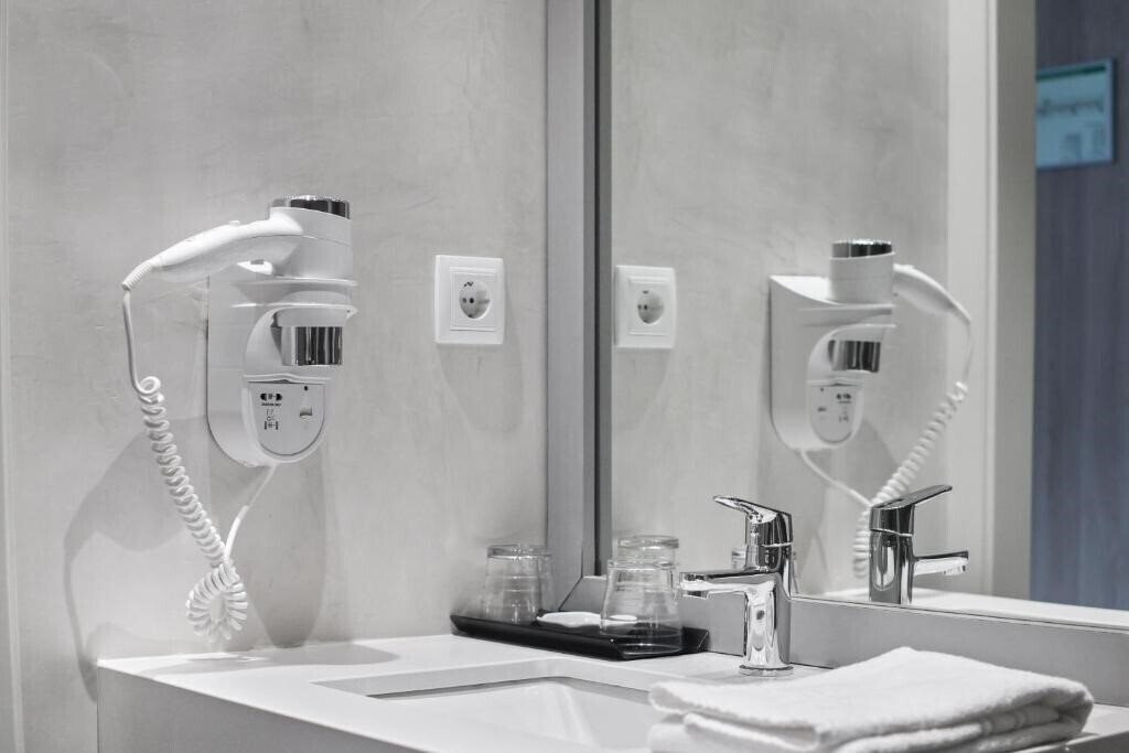 Картинка Mercure Augusta Barcelona Valles 4*