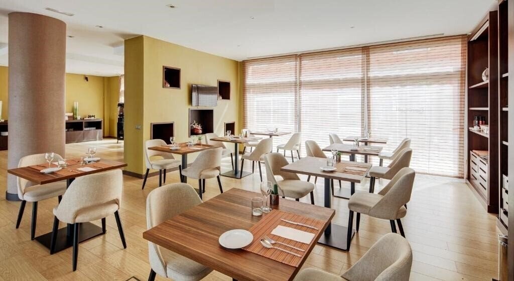 Зображення Sercotel Sant Boi 3*