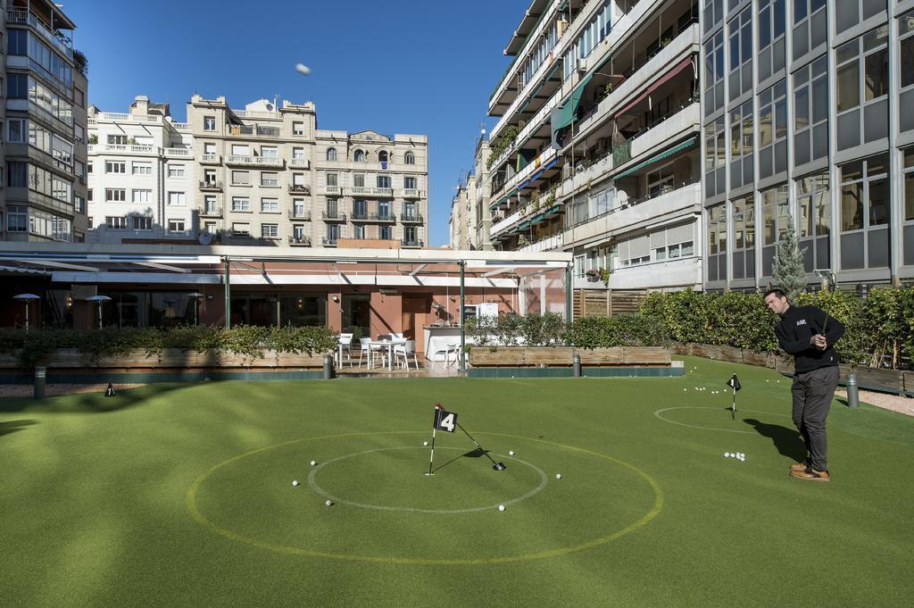 Готель Barcelona Golf 4*