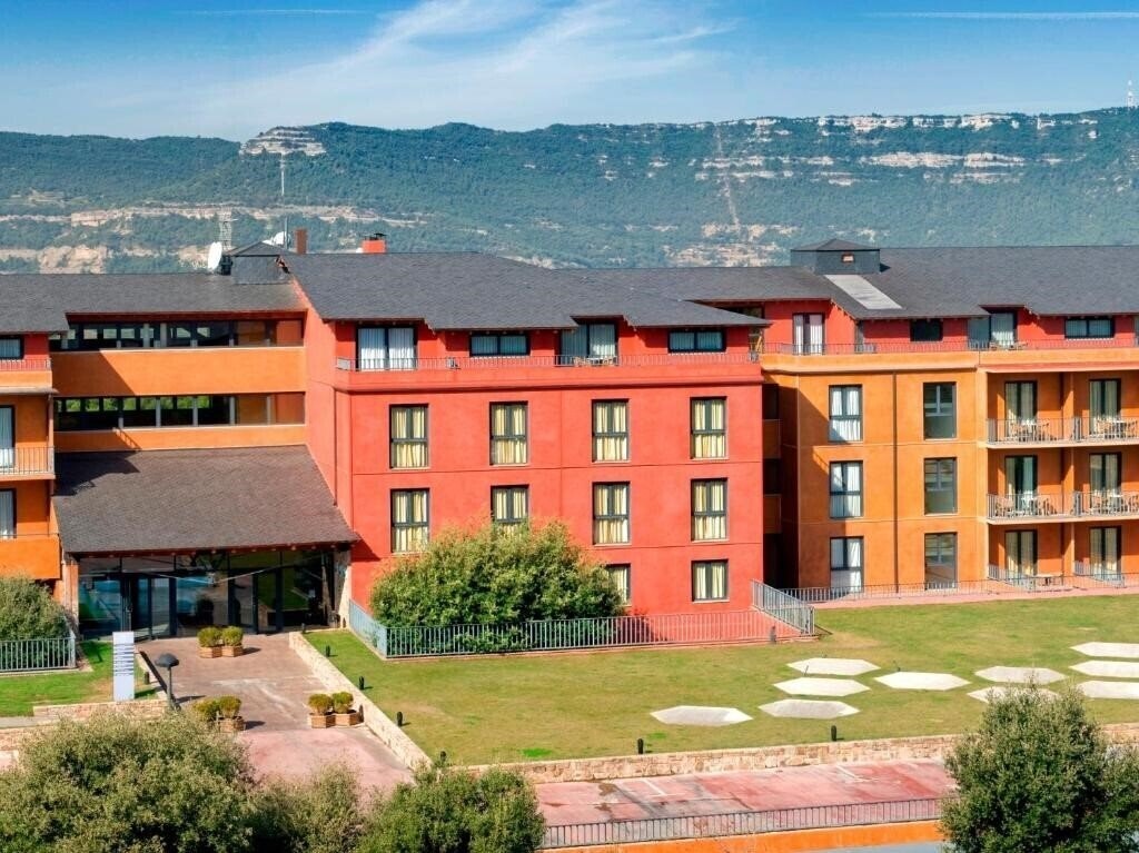 Фото Montanya Hotel 4*