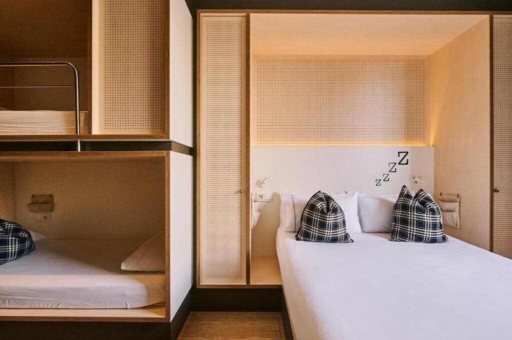 Фотографія Toc Hostel Barcelona 2*