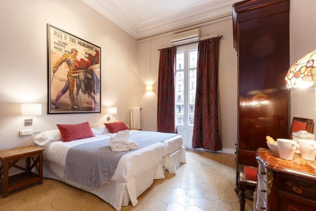 Фото Ainb B&B Born Via Laietana 2*