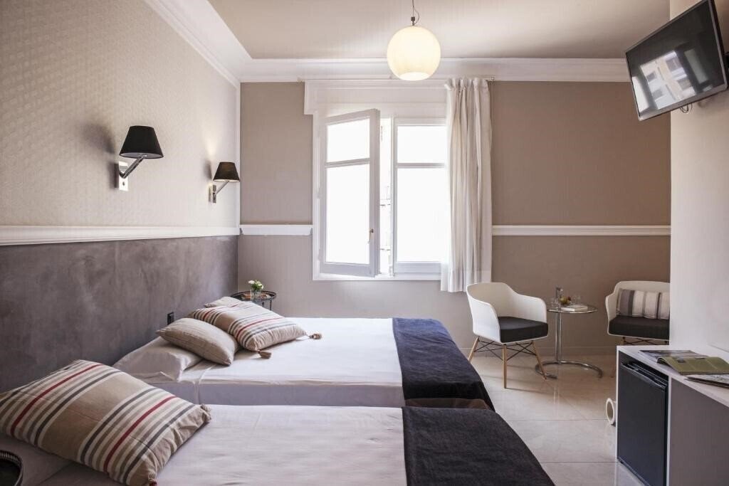 Картинка Ainb B&B Eixample Muntaner 2*