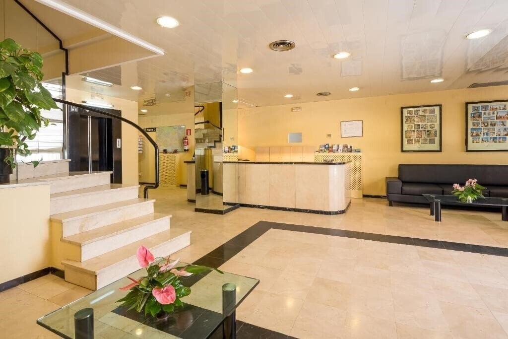 Картинка Aparthotel Bertran 3*