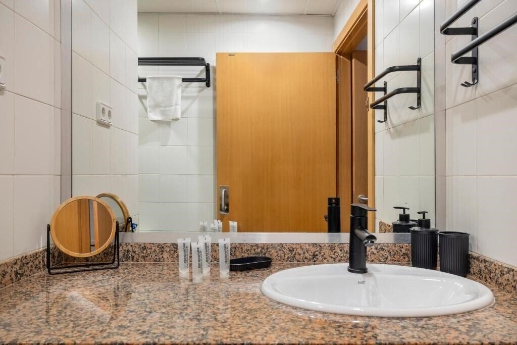 Фотографія Apartments Sata Olimpic Village Area 4*