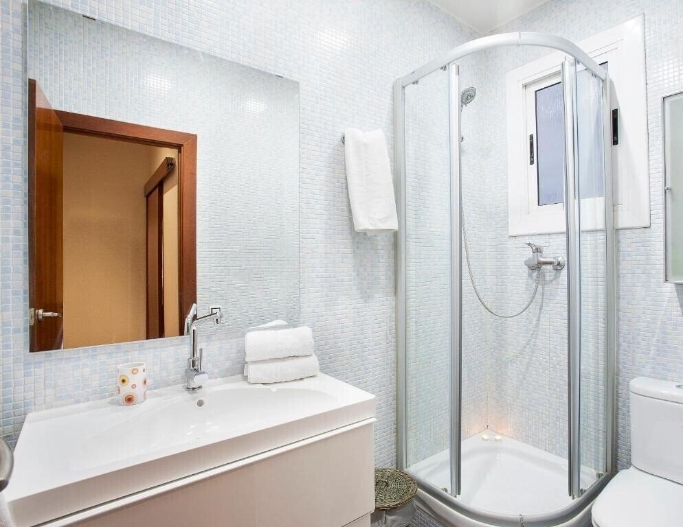 Фотография Barcelona Apartment Viladomat апартаменты