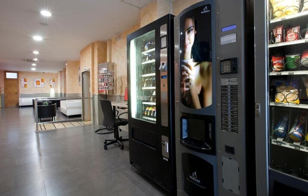 Фотография Hostal Barcelona хостел