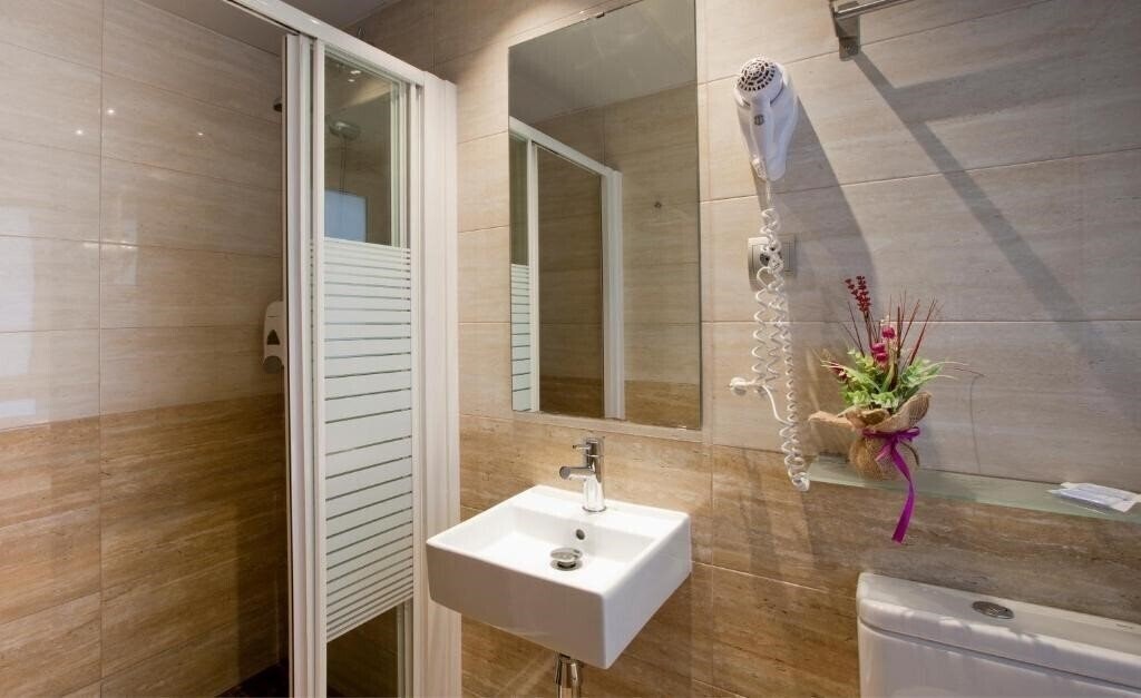 Картинка Hostal Barcelona хостел