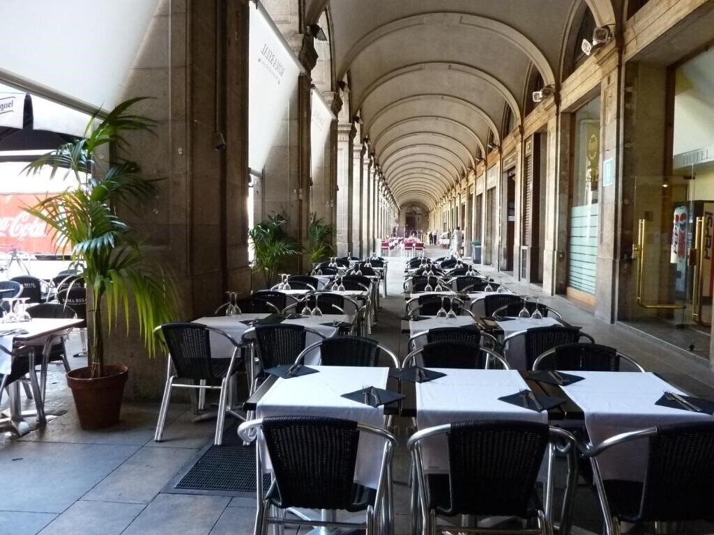 Фото Roma Reial 1*