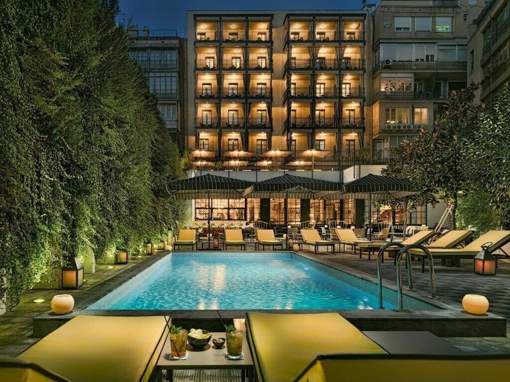 Отель H10 Metropolitan 4*