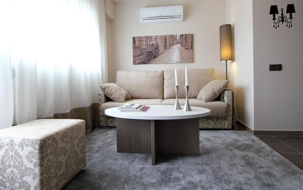 Картинка Pierre & Vacances Barcelona Sants 3*