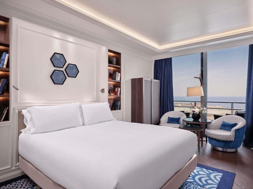Фотографія Sofitel Barcelona Skipper 5*