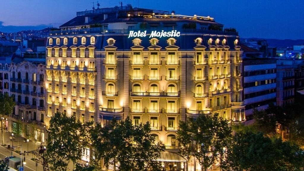 Готель Majestic Residence Barcelona 5*
