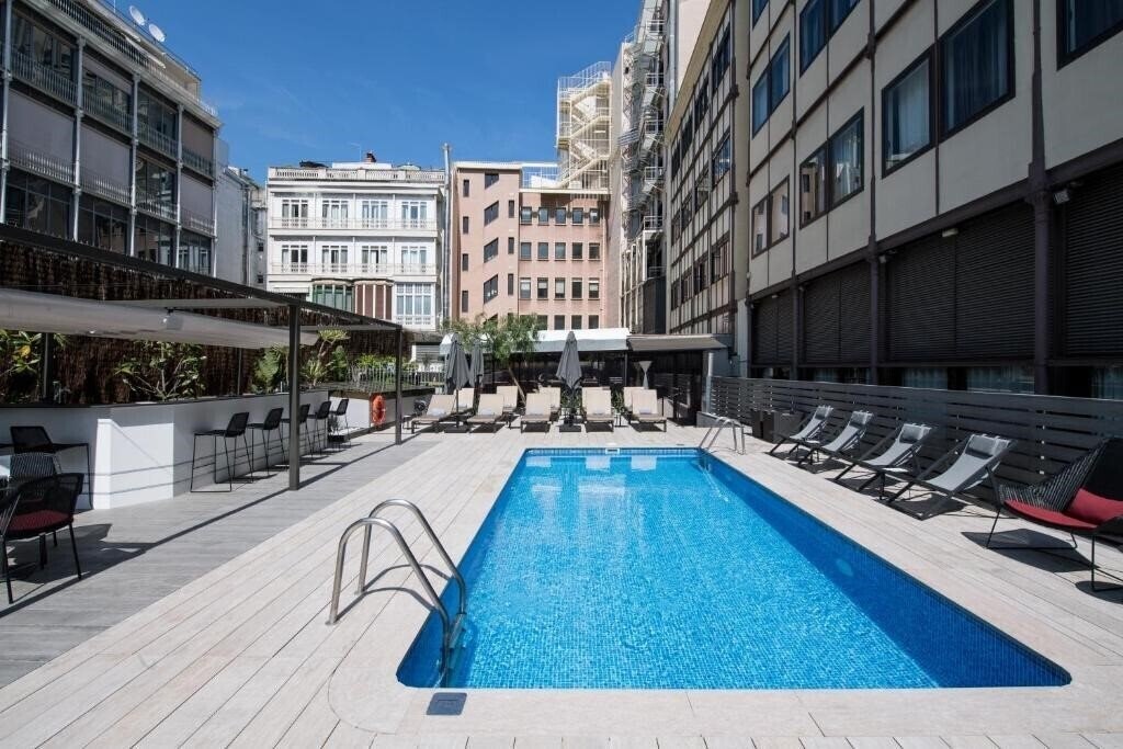 Готель Catalonia Plaza Catalunya 4*