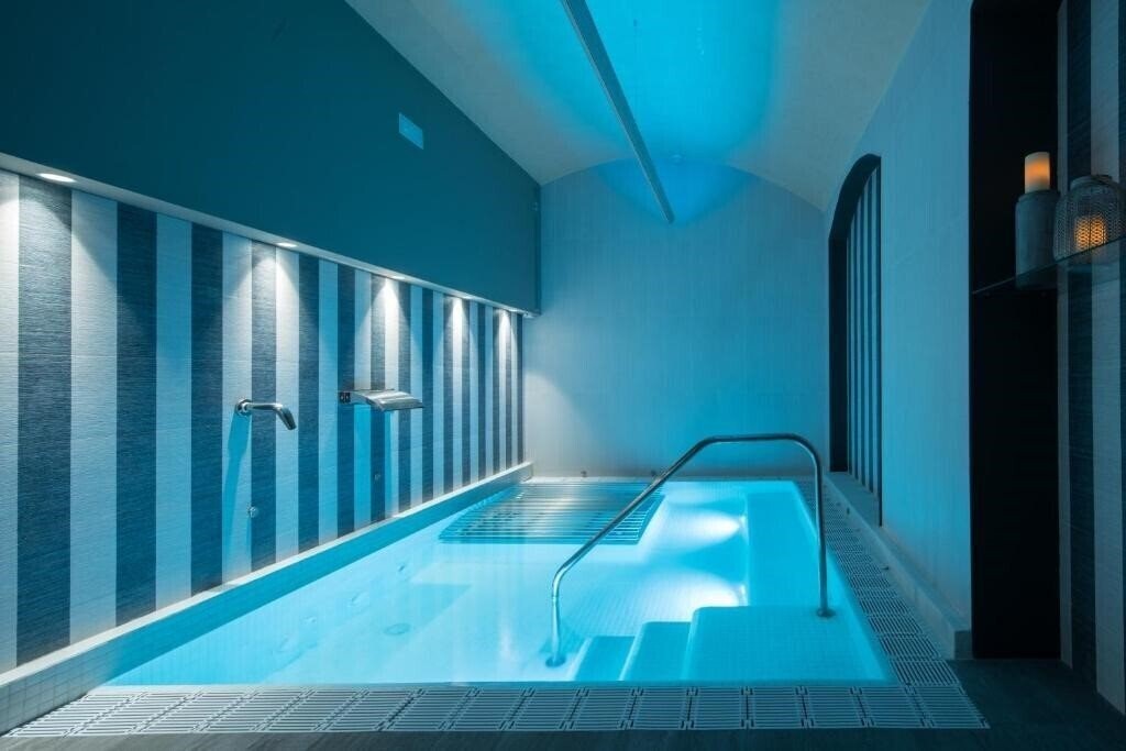 Фотографія Catalonia Plaza Catalunya 4*